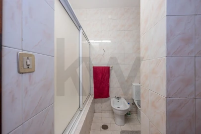 Apartamento T3 para Venda em Canelas