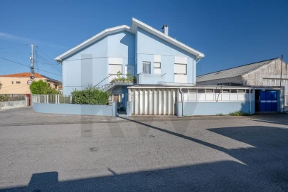 Apartamento T3 para Venda em Canelas