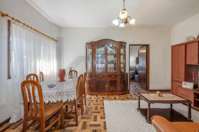 Apartamento T3 para Venda em Canelas
