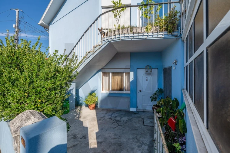 Apartamento T3 para Venda em Canelas Foto 3
