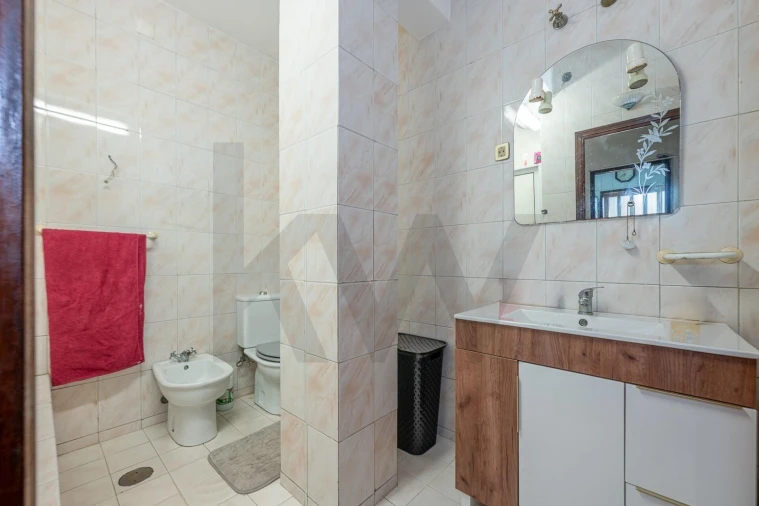 Apartamento T3 para Venda em Canelas Foto 22