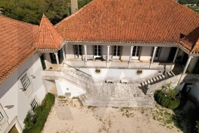 Moradia T16 para Venda em Tamengos, Aguim e Óis do Bairro