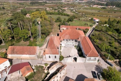 Moradia T16 para Venda em Tamengos, Aguim e Óis do Bairro