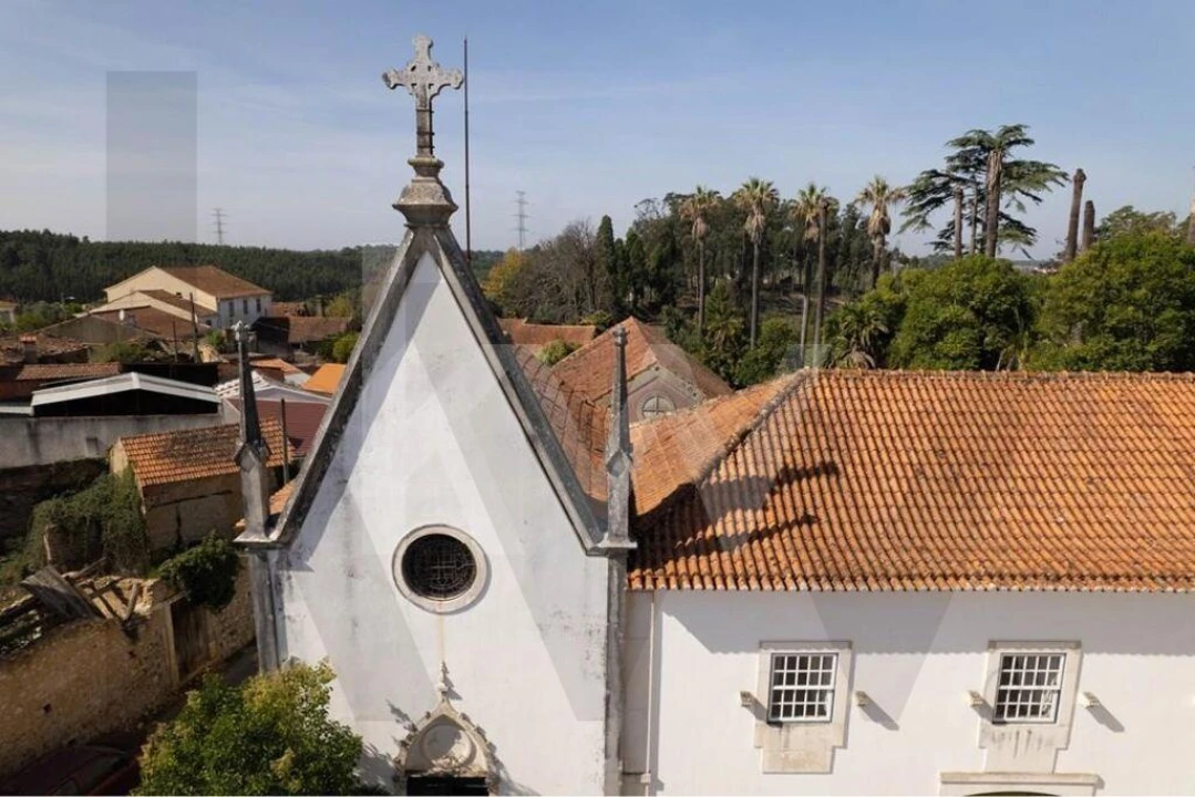 Moradia T16 para Venda em Tamengos, Aguim e Óis do Bairro Foto 7