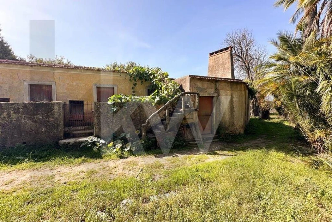 Moradia T16 para Venda em Tamengos, Aguim e Óis do Bairro Foto 117