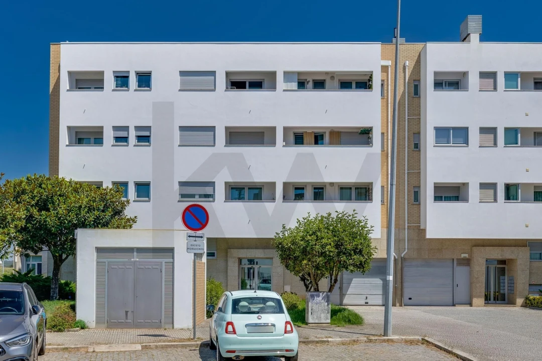 Apartamento T2 para Venda em Moreira Foto 33