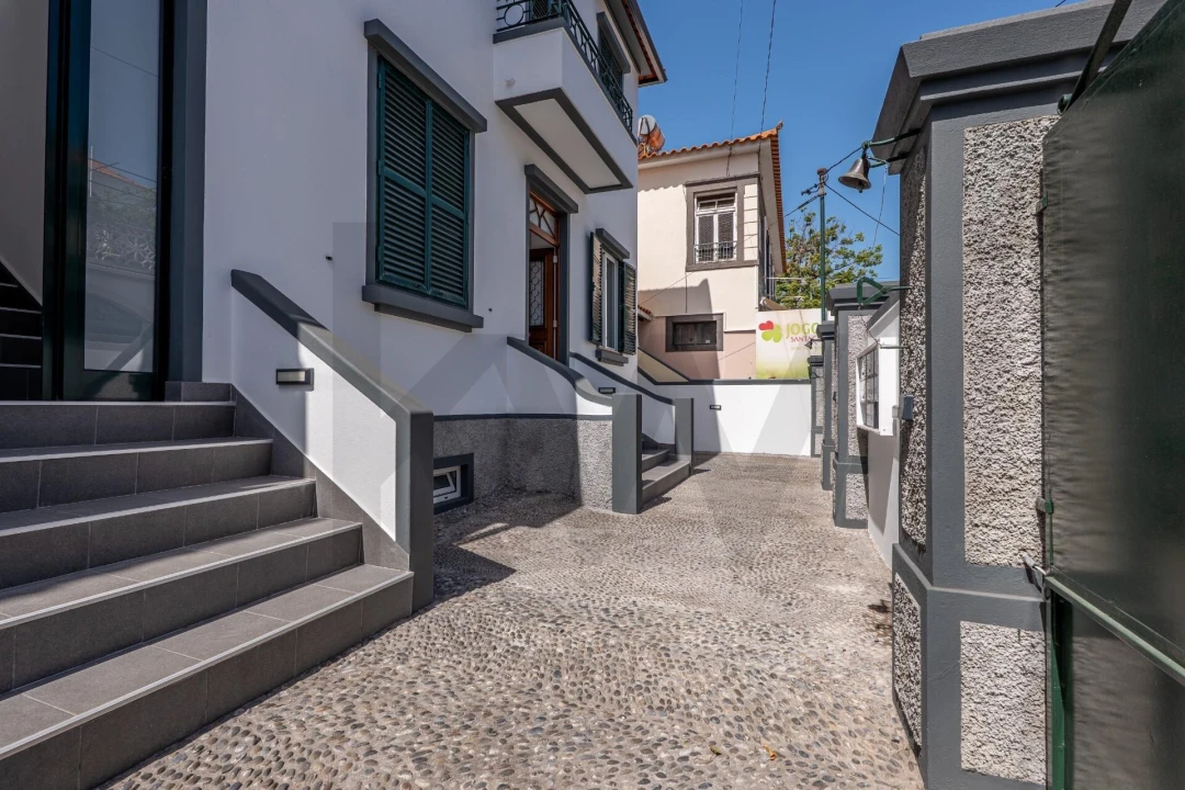 Prédio para Venda em Funchal (Santa Maria Maior) Foto 43