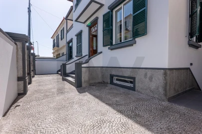 Prédio para Venda em Funchal (Santa Maria Maior)