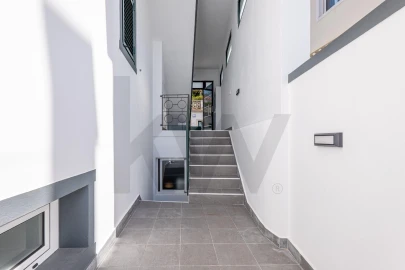 Prédio para Venda em Funchal (Santa Maria Maior)
