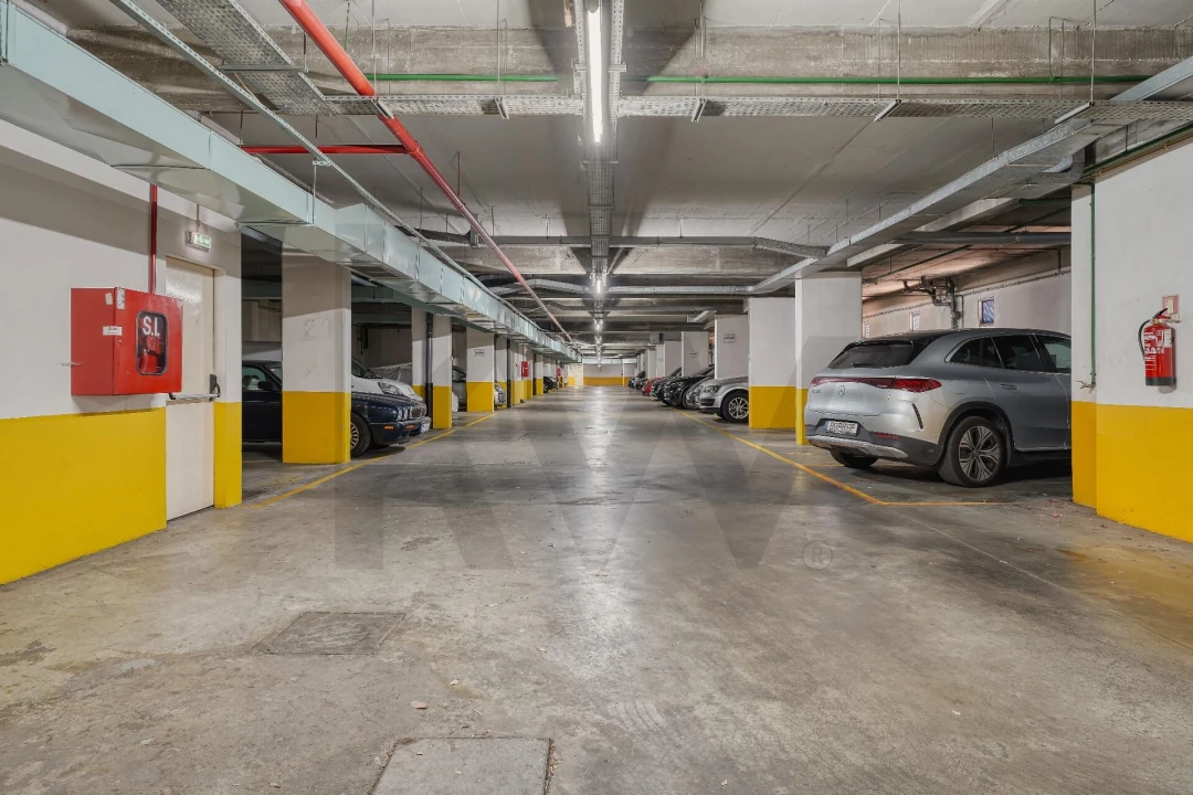 Apartamento T3 para Arrendamento em Belém Foto 32