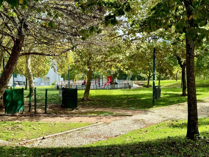 Apartamento T3 para Arrendamento em Belém Foto 23