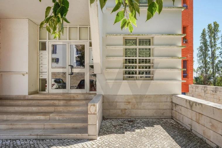 Apartamento T3 para Arrendamento em Belém Foto 24