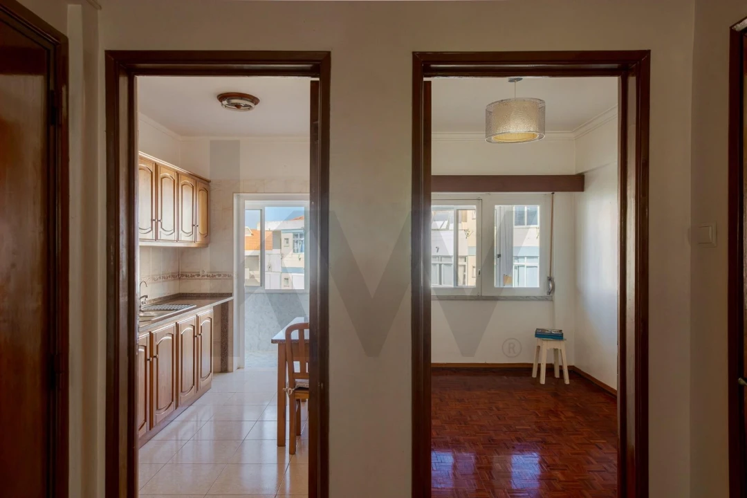 Apartamento T3 para Venda em Póvoa de Santo Adrião e Olival Basto Foto 5
