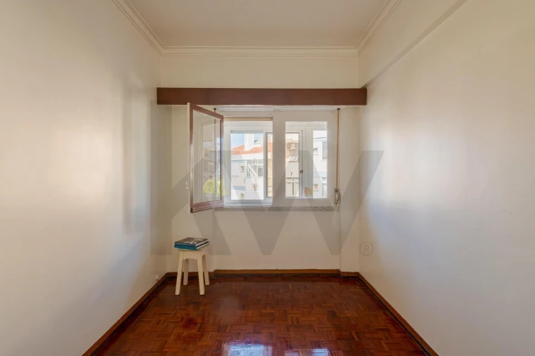 Apartamento T3 para Venda em Póvoa de Santo Adrião e Olival Basto Foto 13