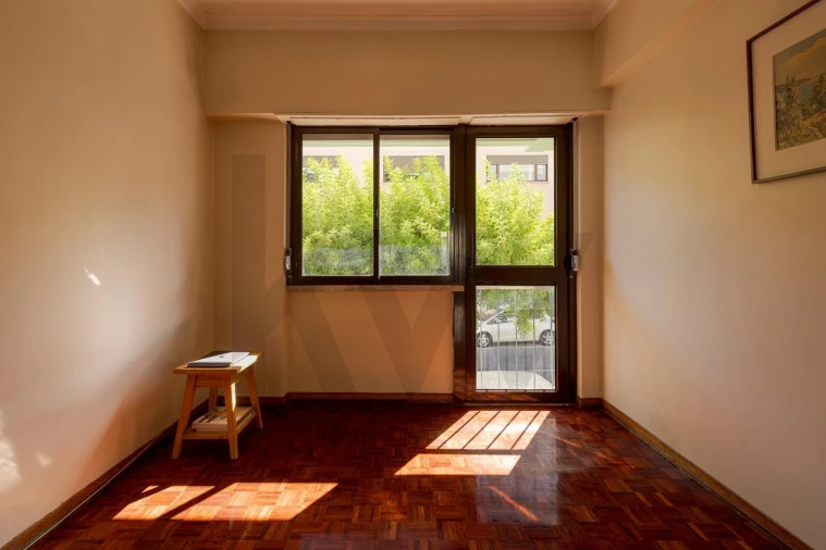 Apartamento T3 para Venda em Póvoa de Santo Adrião e Olival Basto Foto 9