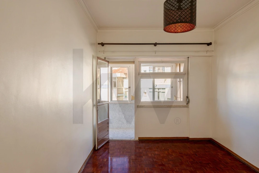 Apartamento T3 para Venda em Póvoa de Santo Adrião e Olival Basto Foto 11