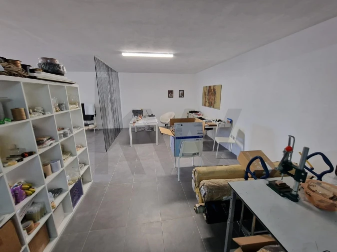 Garagem para Venda em São João da Madeira Foto 6