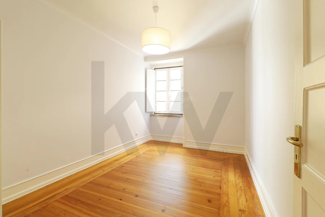Apartamento T5 para Venda em Avenidas Novas Foto 41