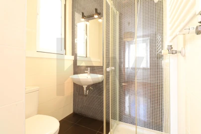 Apartamento T5 para Venda em Avenidas Novas