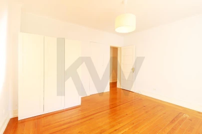 Apartamento T5 para Venda em Avenidas Novas
