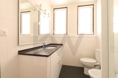 Apartamento T5 para Venda em Avenidas Novas