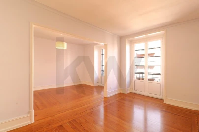Apartamento T5 para Venda em Avenidas Novas