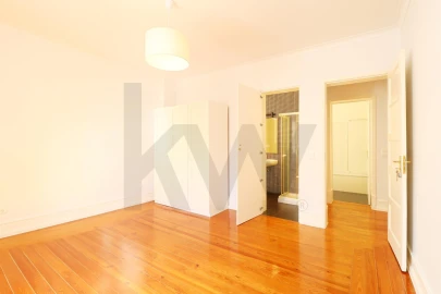 Apartamento T5 para Venda em Avenidas Novas