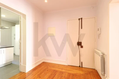 Apartamento T5 para Venda em Avenidas Novas