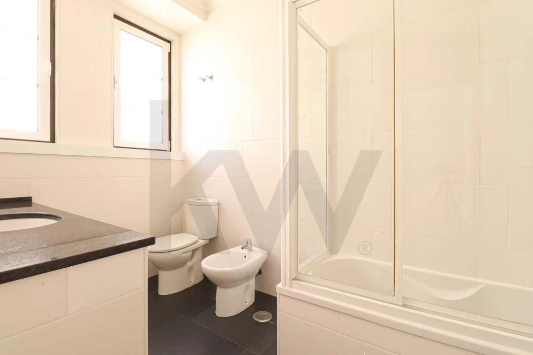 Apartamento T5 para Venda em Avenidas Novas Foto 44