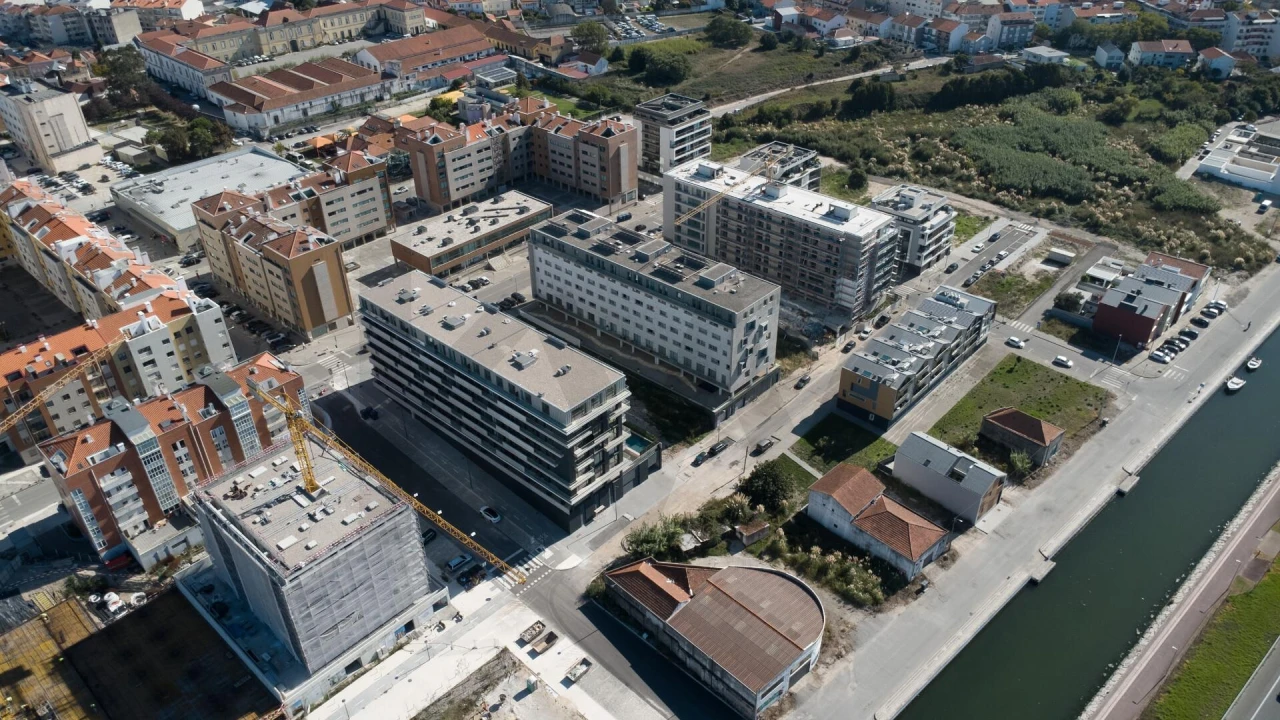 Apartamento T3 para Venda em Glória e Vera Cruz Foto 69