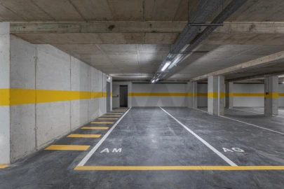 Apartamento T3 para Venda em Glória e Vera Cruz