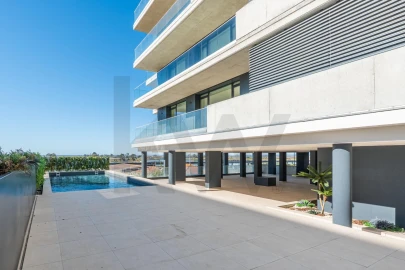 Apartamento T3 para Venda em Glória e Vera Cruz