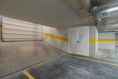 Apartamento T3 para Venda em Glória e Vera Cruz