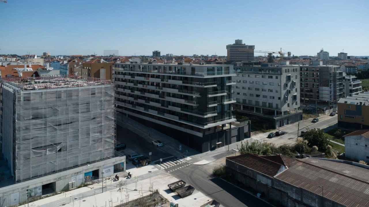 Apartamento T3 para Venda em Glória e Vera Cruz Foto 68