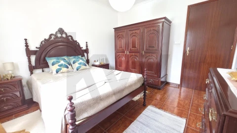 Moradia T3 para Venda em Nordeste