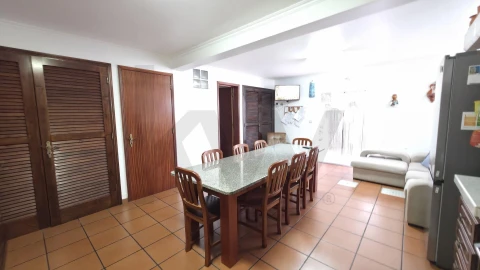 Moradia T3 para Venda em Nordeste