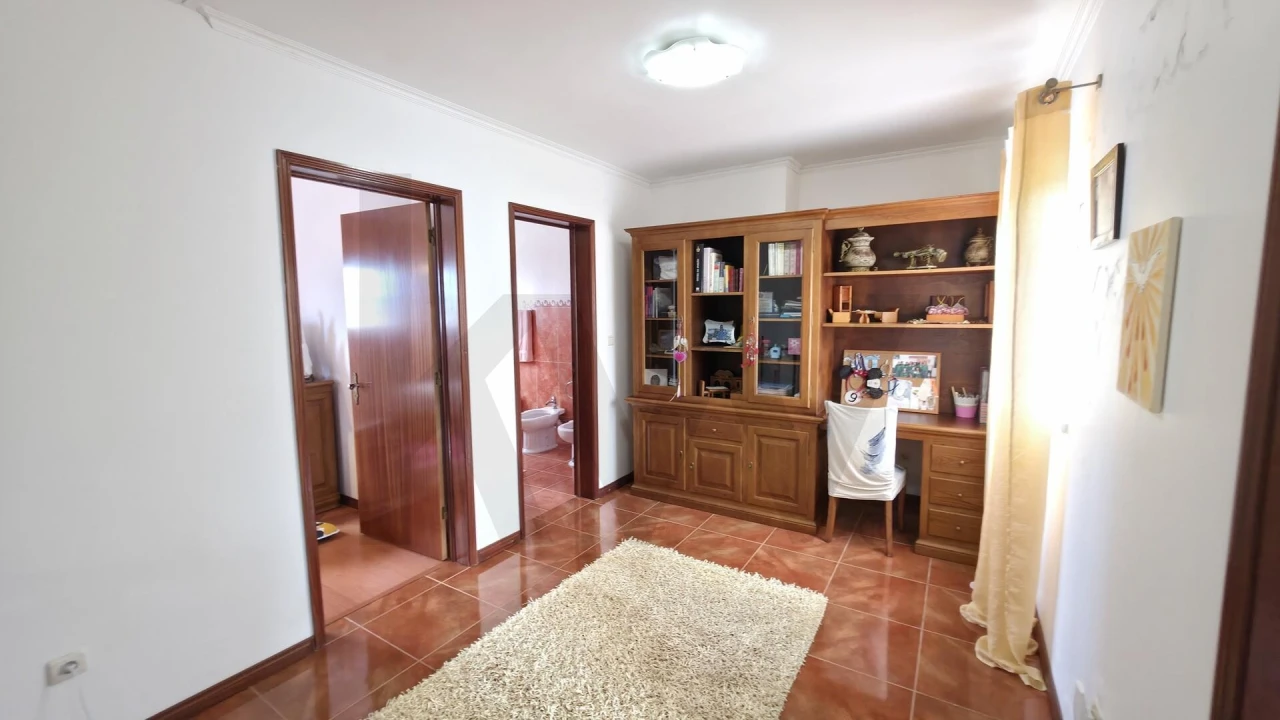 Moradia T3 para Venda em Nordeste Foto 15