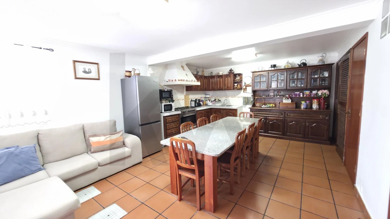 Moradia T3 para Venda em Nordeste Foto 22