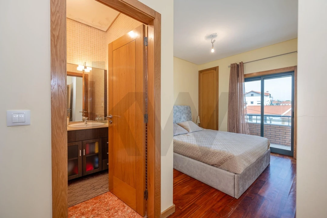 Apartamento T3 para Venda em Vila Praia de Ancora Foto 14