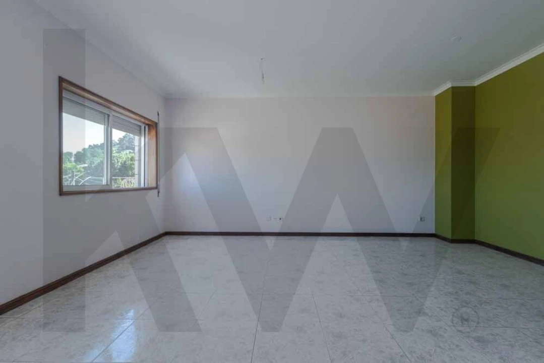 Apartamento T2 para Venda em Oliveira do Douro Foto 4
