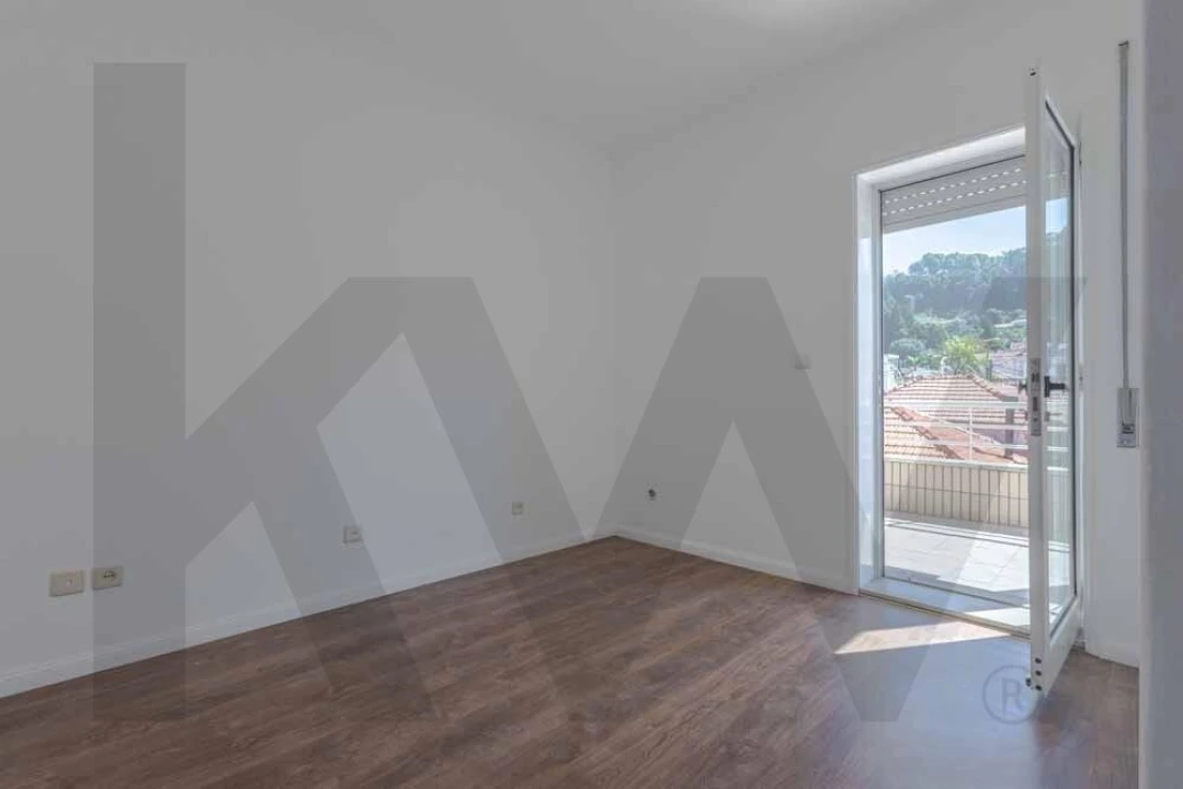 Apartamento T2 para Venda em Oliveira do Douro Foto 17