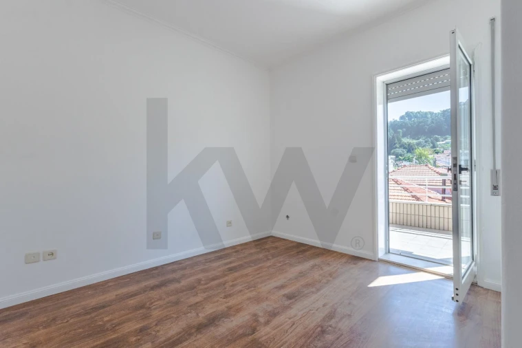 Apartamento T2 para Venda em Oliveira do Douro Foto 21