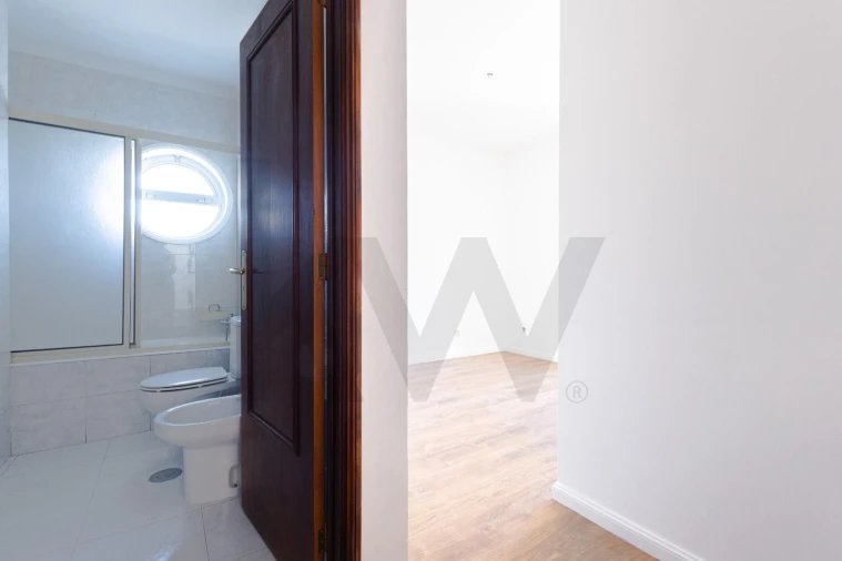 Apartamento T2 para Venda em Oliveira do Douro Foto 19