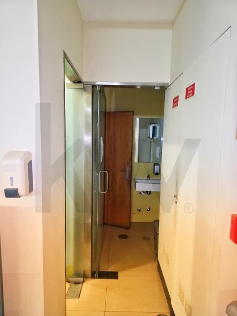 Loja para Trespasse em Santa Marinha e São Pedro da Afurada