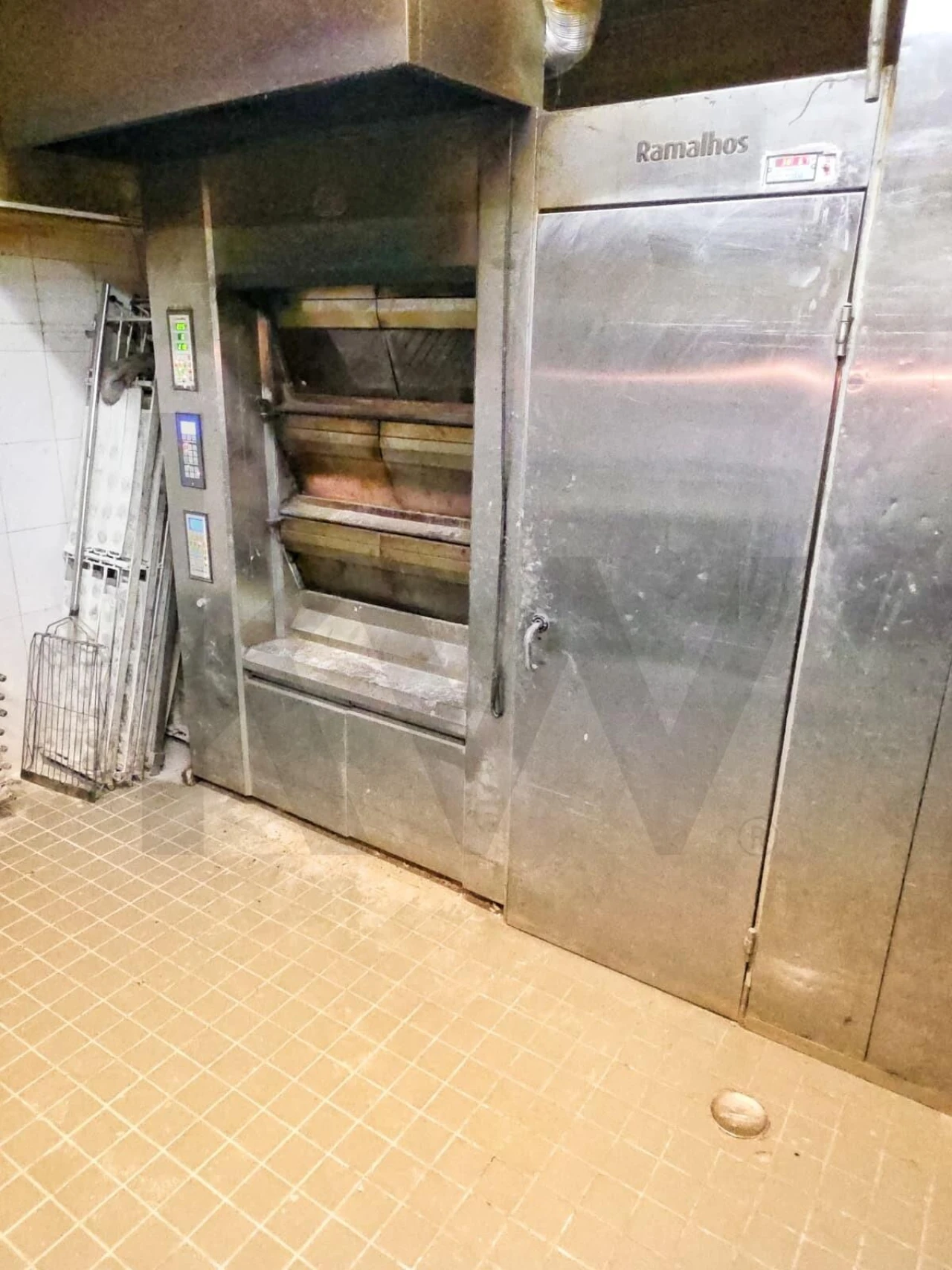 Loja para Trespasse em Santa Marinha e São Pedro da Afurada Foto 6