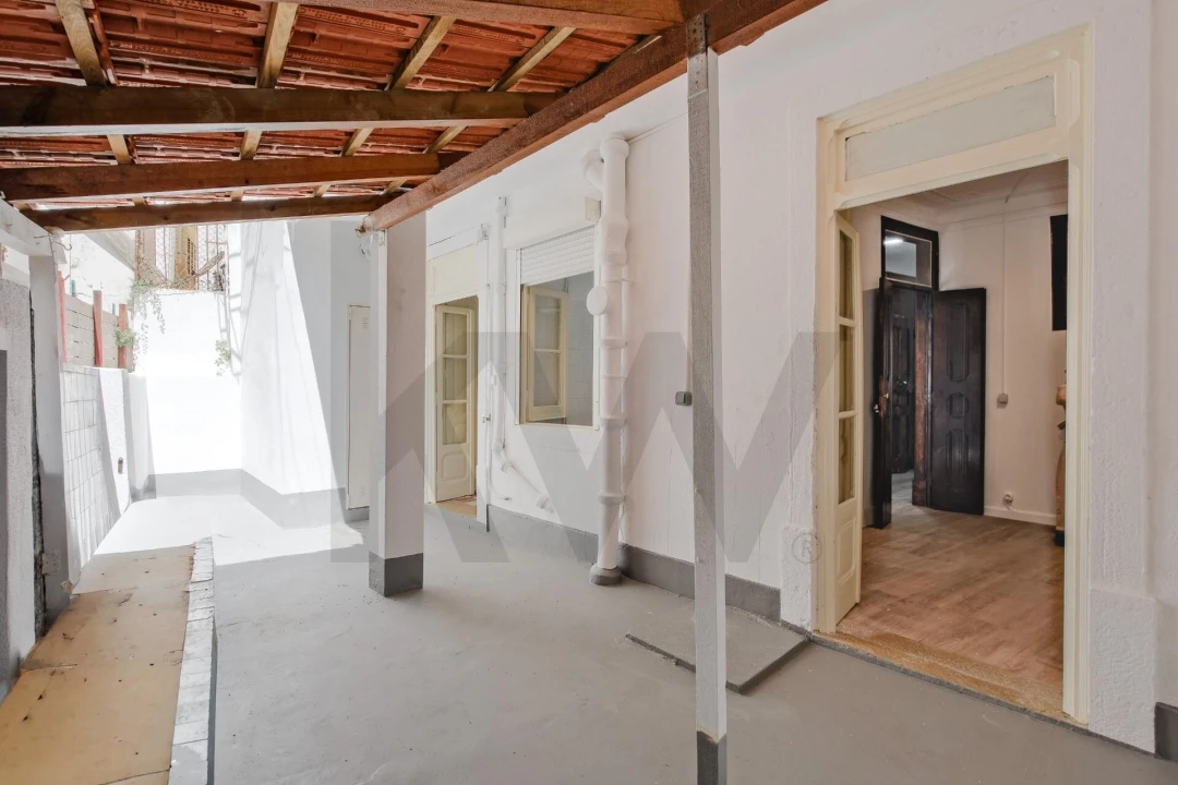 Apartamento T4 para Arrendamento em Areeiro Foto 7