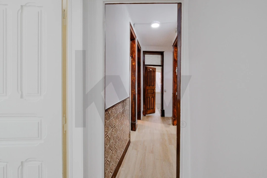 Apartamento T4 para Arrendamento em Areeiro Foto 15