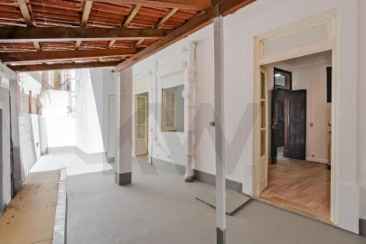 Apartamento T4 para Arrendamento em Areeiro