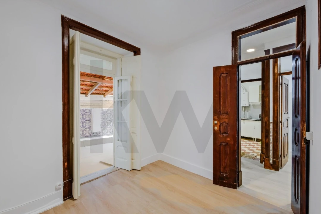Apartamento T4 para Arrendamento em Areeiro Foto 3