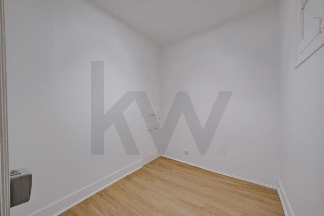 Apartamento T4 para Arrendamento em Areeiro Foto 11